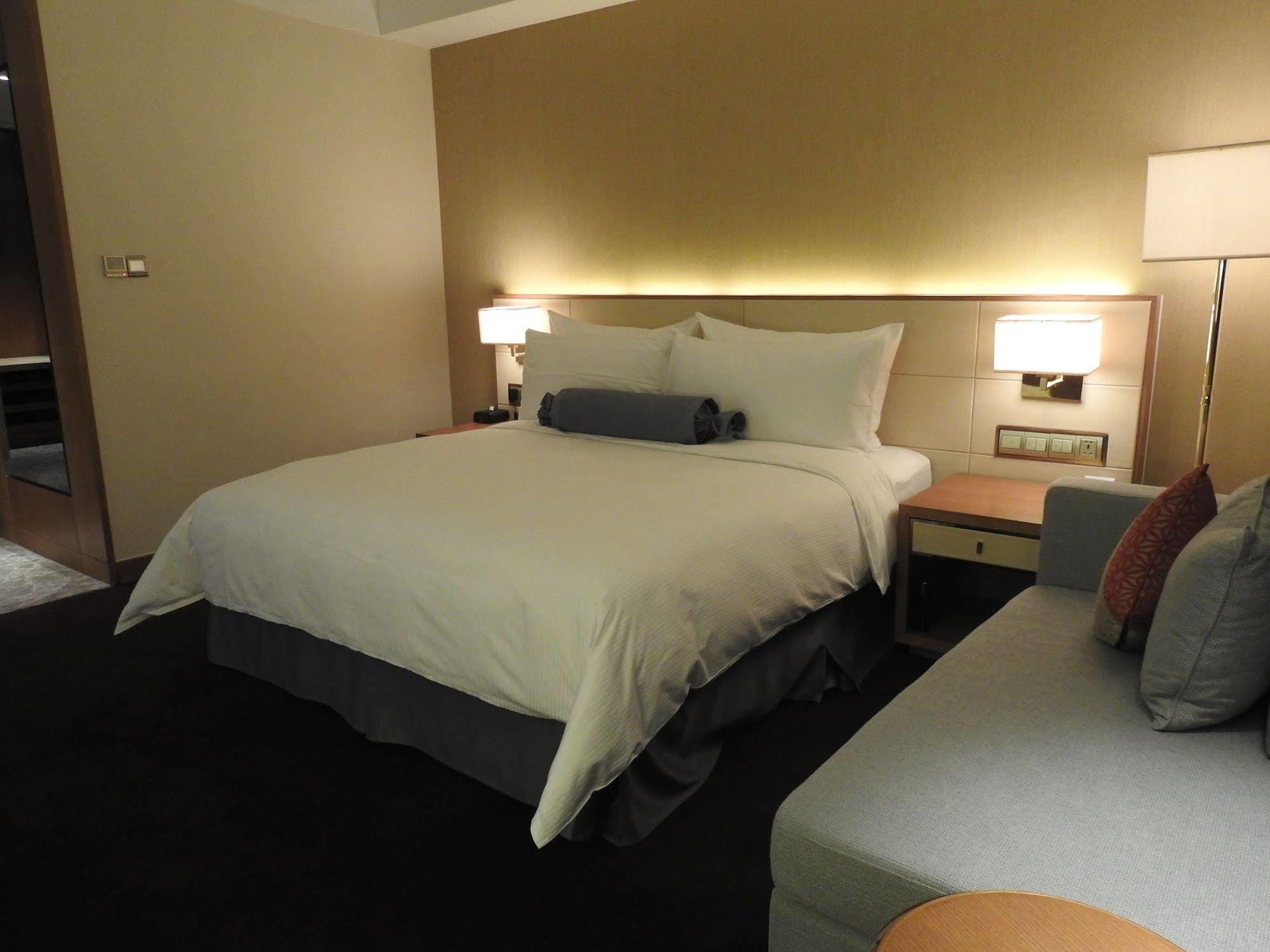 Radisson Blu Hotel Kachgar Extérieur photo