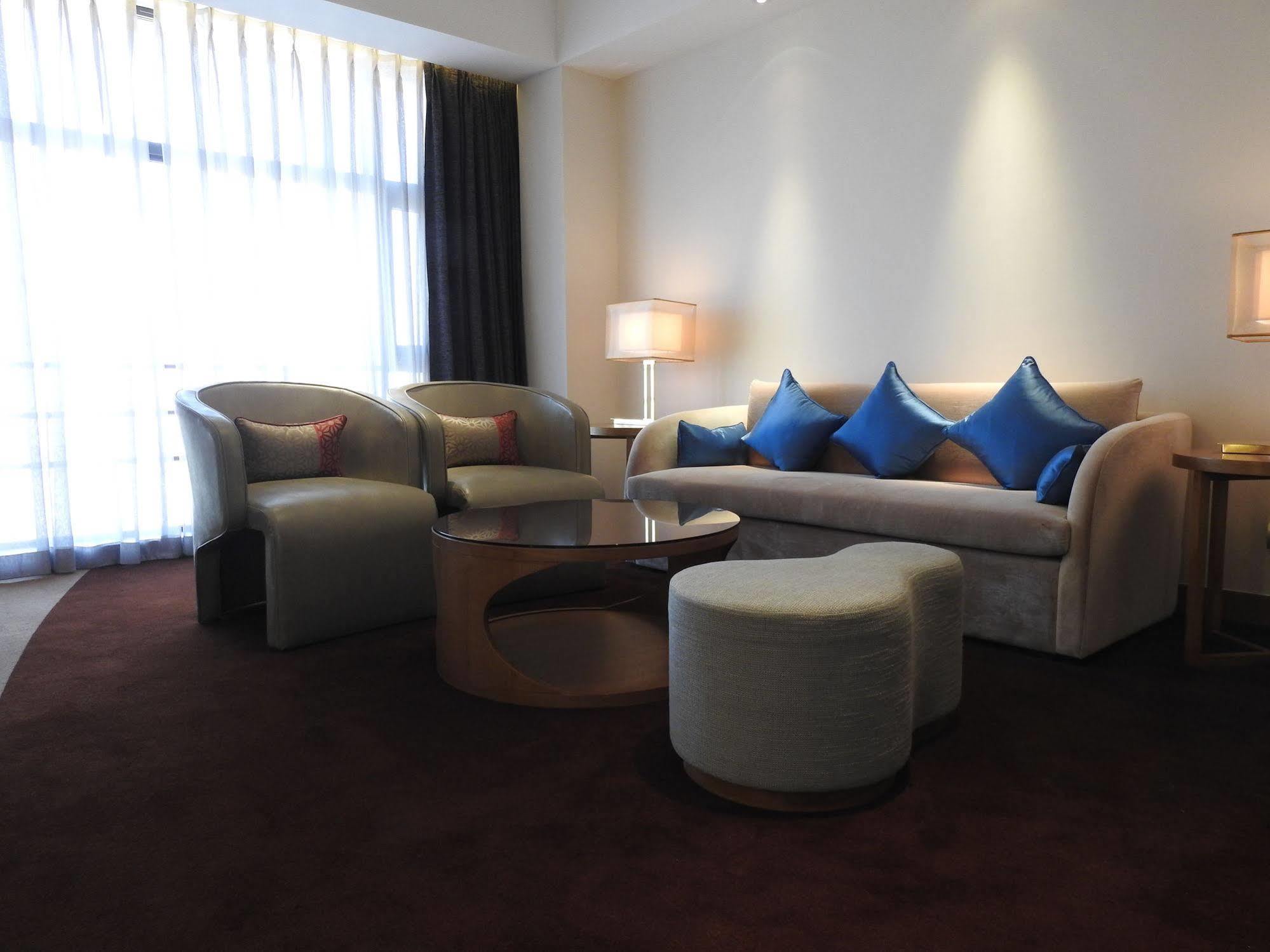 Radisson Blu Hotel Kachgar Extérieur photo